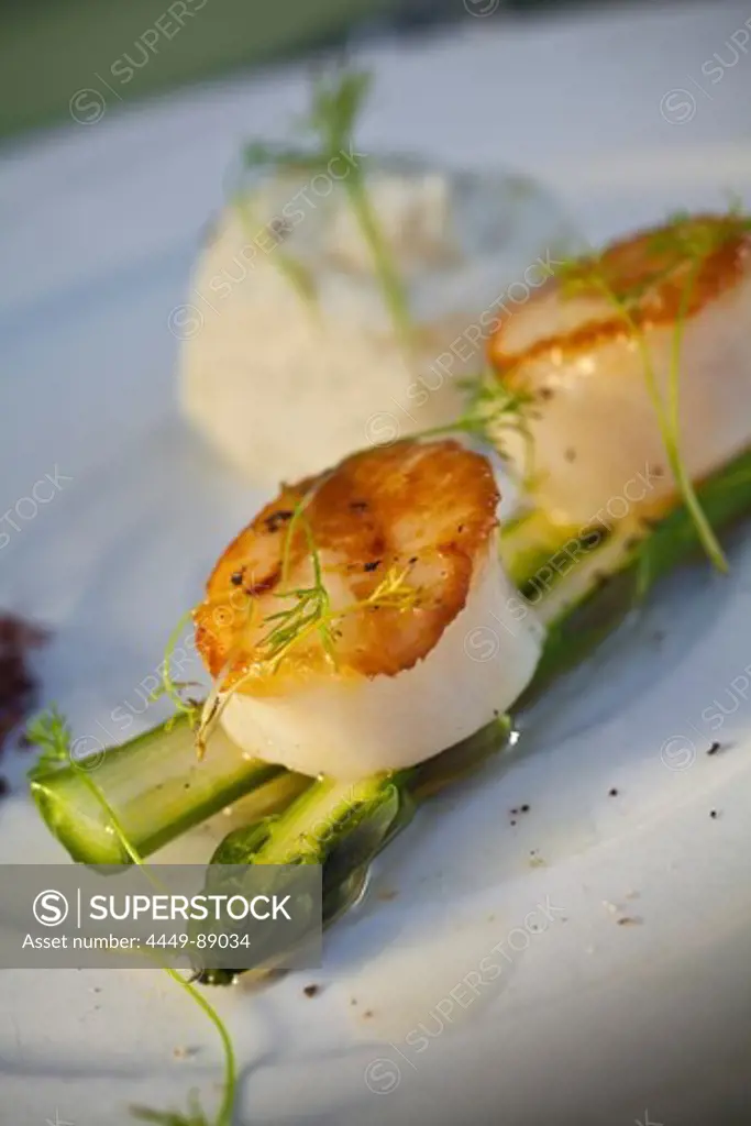 Seared Scallop, Fluffy Potato Mousse, Olives and a Beurre Noisette Dressing, Restaurant Rust en Vrede, Stellenbosch, Western Cape, South Africa