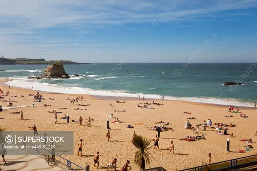 Beach life at Playa de Camello, Santander, Santander, Cantabria, Spain