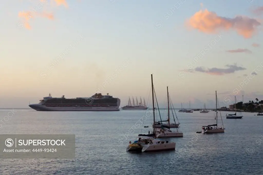 Boats in Harbour of Roseau, Caribbean Sea, Dominica, Leeward Antilles, Lesser Antilles, Antilles, Carribean, West Indies, Central America, North America