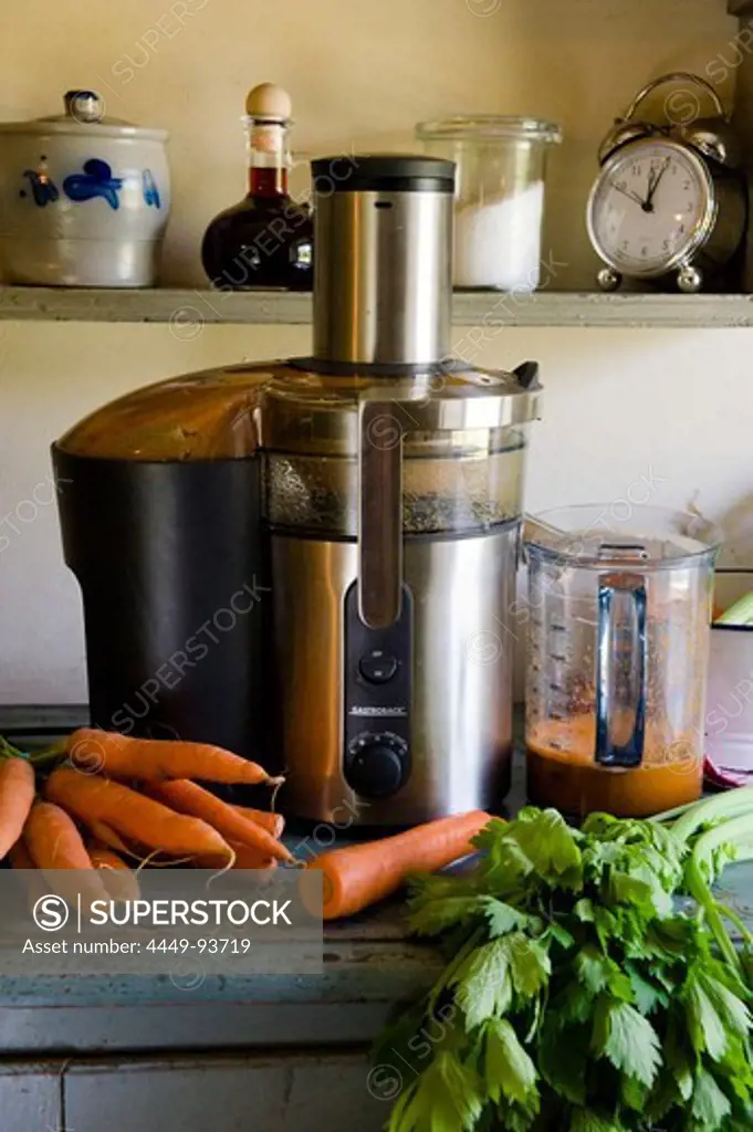 Fresh carrot juce, vegetable juice extractor, Homemade