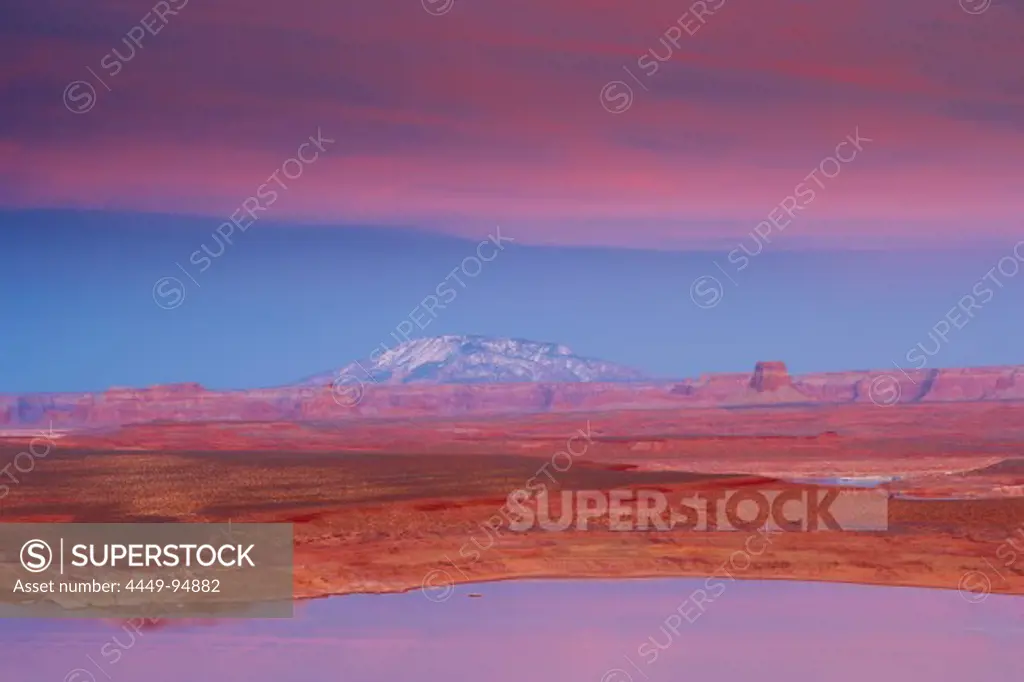 Lake Powell, Wahweap Bay, Navajo Mountain and Tower Butte in the afterglow, Glen Canyon National Recreation Area, Arizona and Utah, USA, America