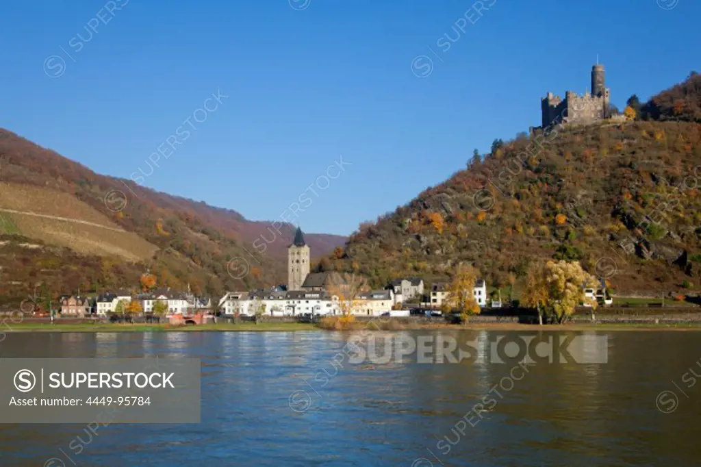 Maus castle above St Goarshausen-Wellmich, Rhine river, Rhineland-Palatinate, Germany
