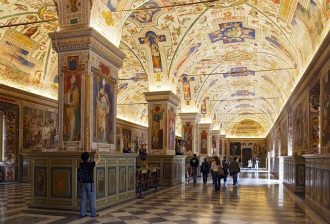 Sistine Hall of the Vatican Library, Vatican Museums, Vatican City, Rome, Italy