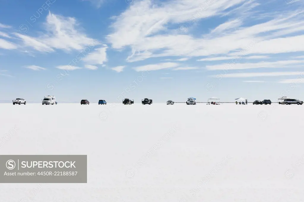 Cars and spectators lined up on Salt Flats during World of Speed week