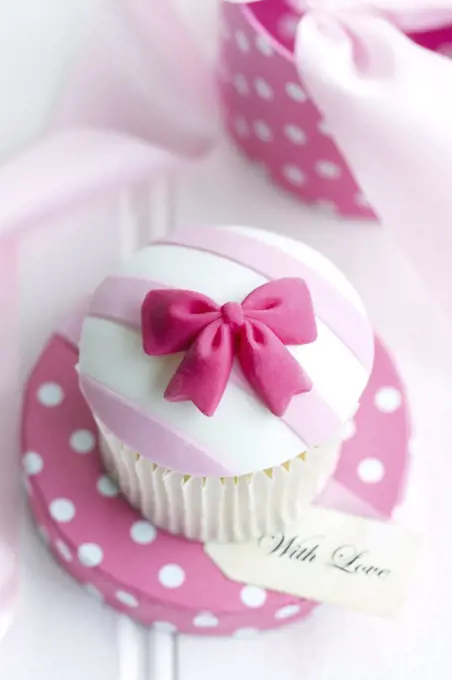 Cupcake in a gift box