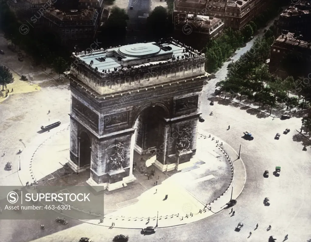 High angle view of a triumphal arch, Arc de Triomphe, Paris, France, Still from the motion picture Le Voyage en Ballon, c. 1958