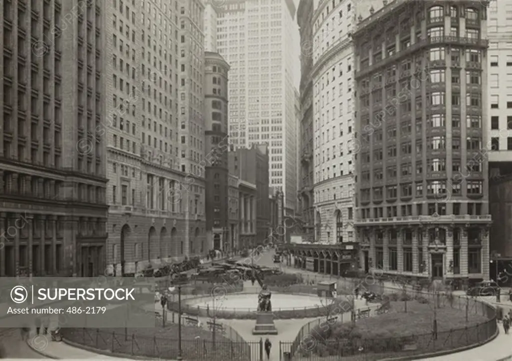 USA, New York City, Bowling Green, Looking North Up Broadway, 1923