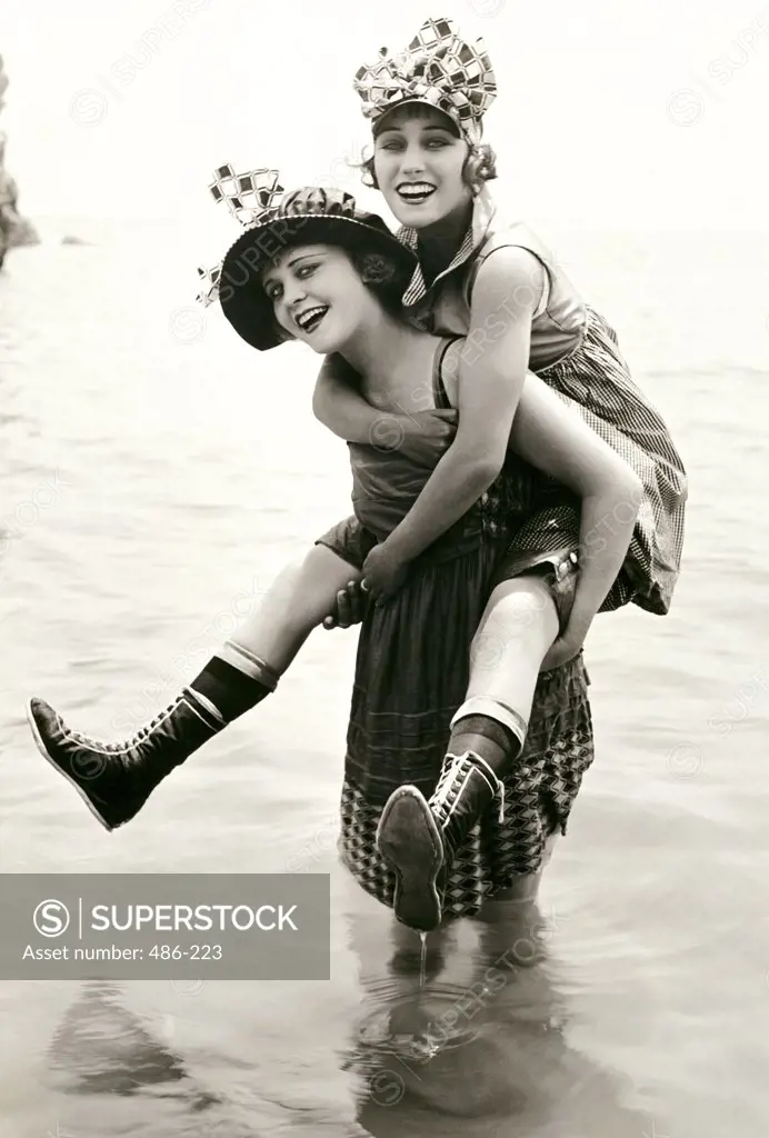 Phyllis Haver and Gloria Swanson, c. 1918