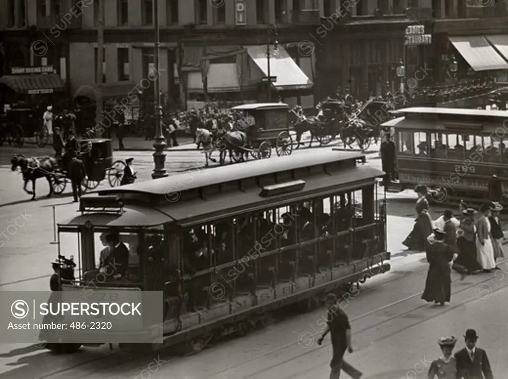 USA, New York City, Street Cars At 23rd Street And Broadway