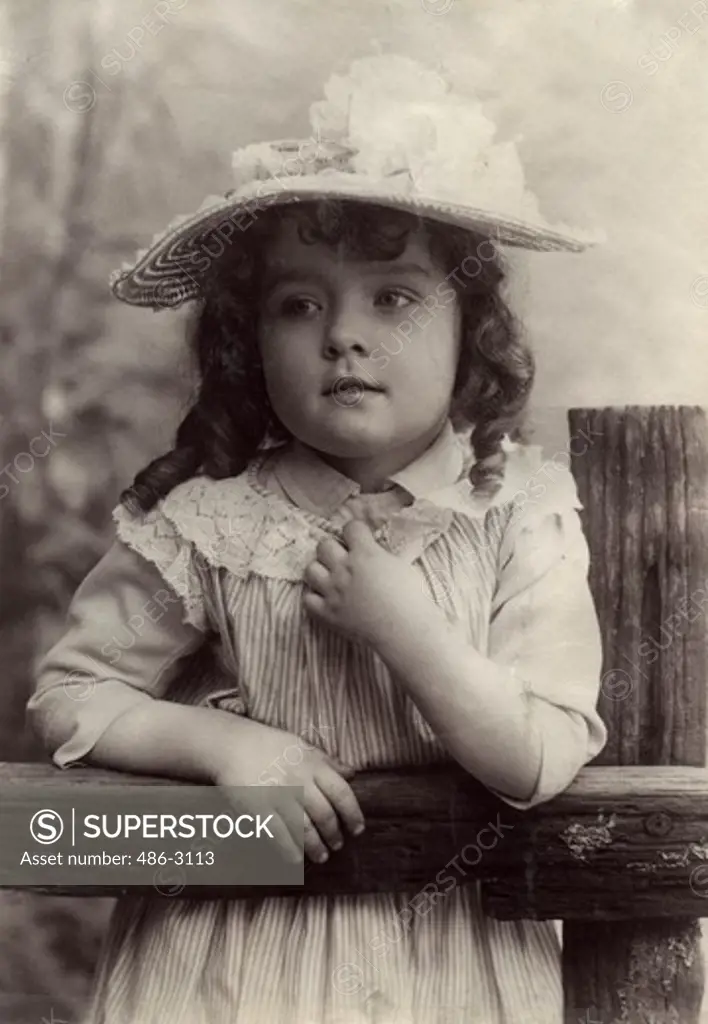 USA, New York State, New York City, Portrait of little girl, 1892