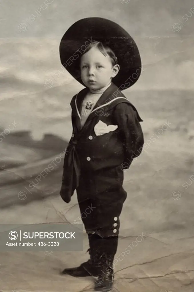 USA, New York, New York City, Portrait of boy in sailor suit, 1901