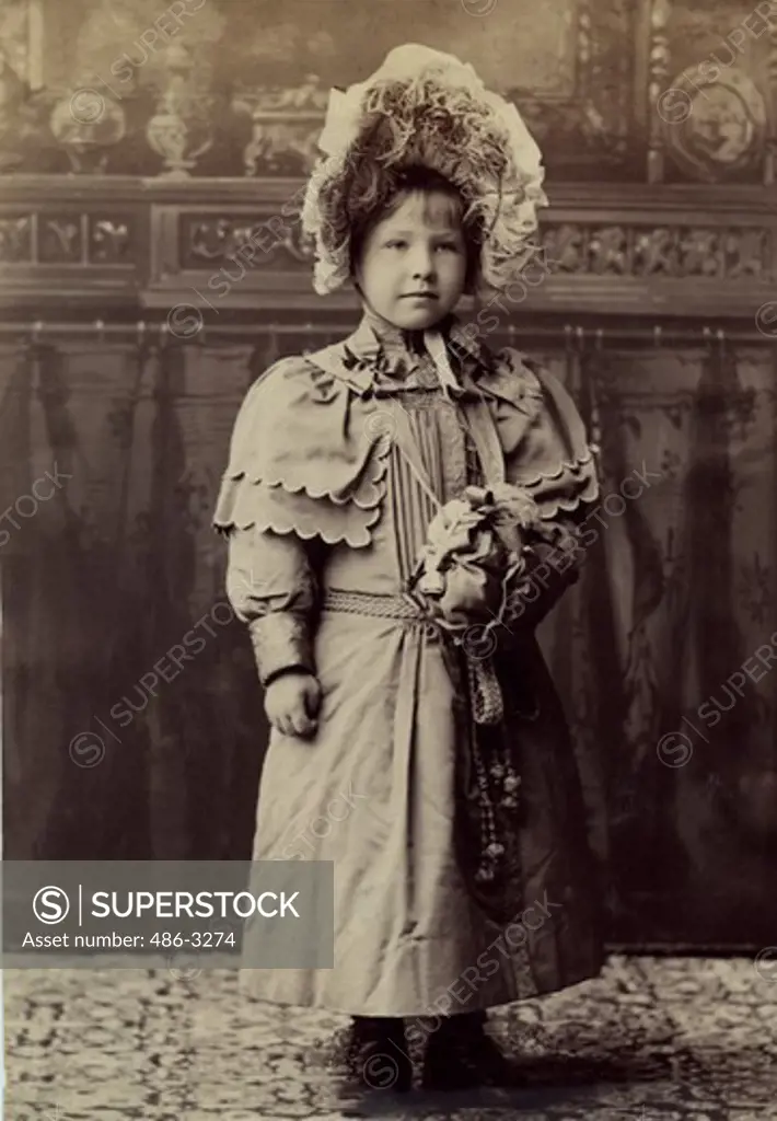 USA, Rhode Island, Newport, Portrait of girl, 1890