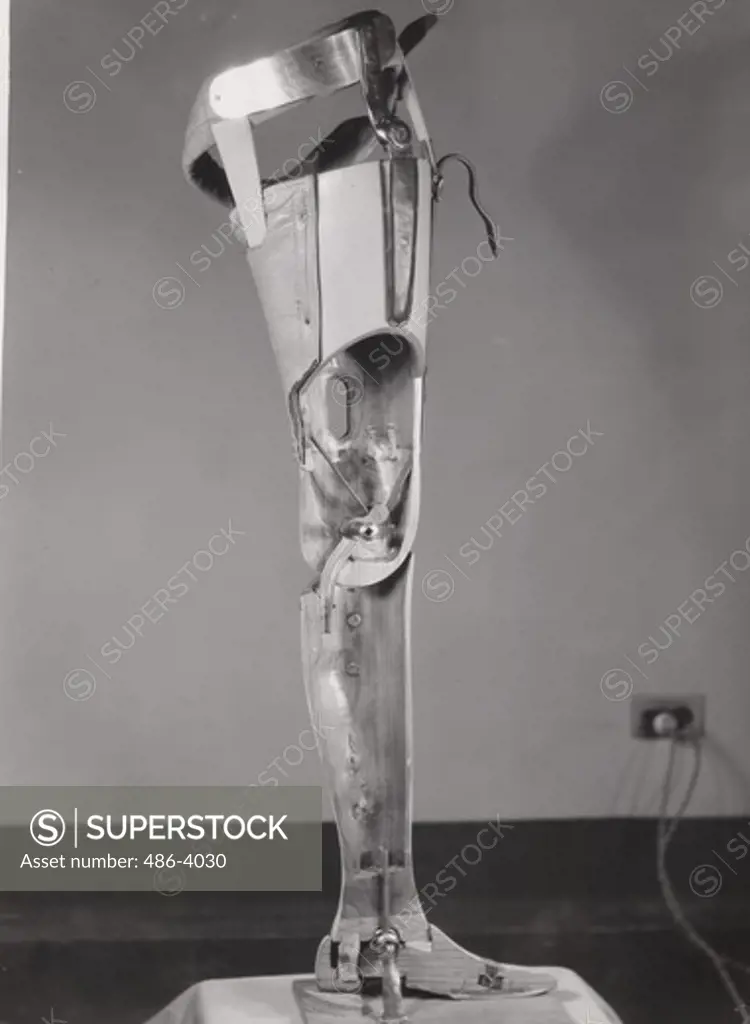 Artificial limb from ca 1940