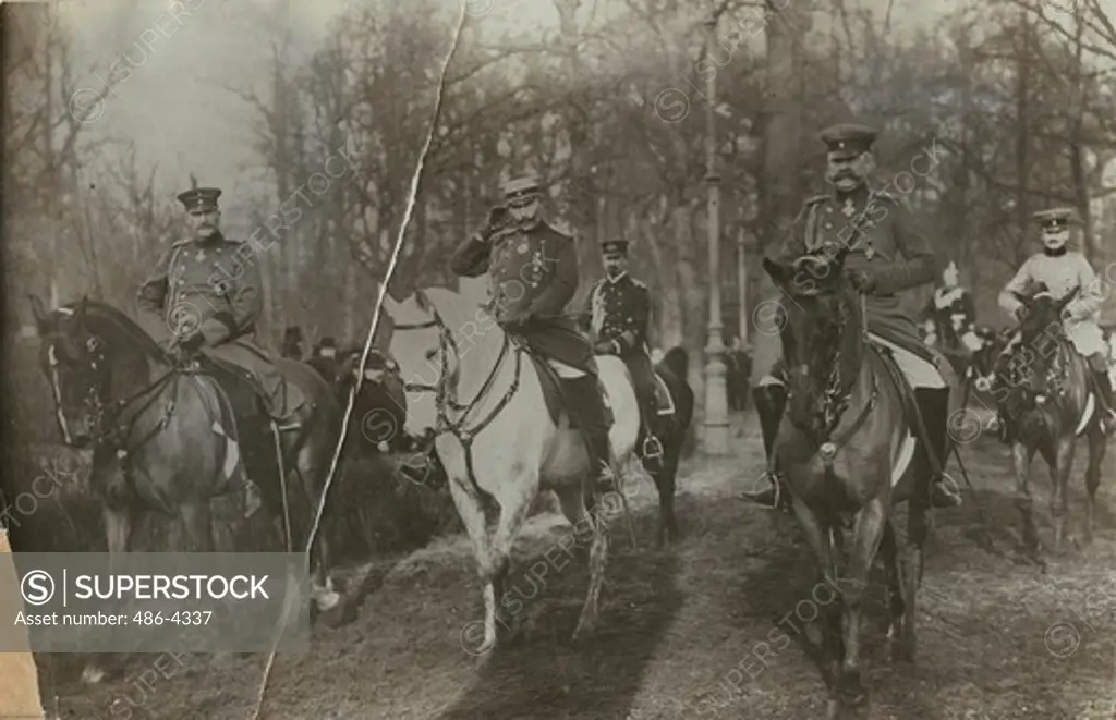 Germany, Berlin, Kaiser Wilhelm II (1859-1941) and Hindenburg on morning canter in Tiergarten, about 1905