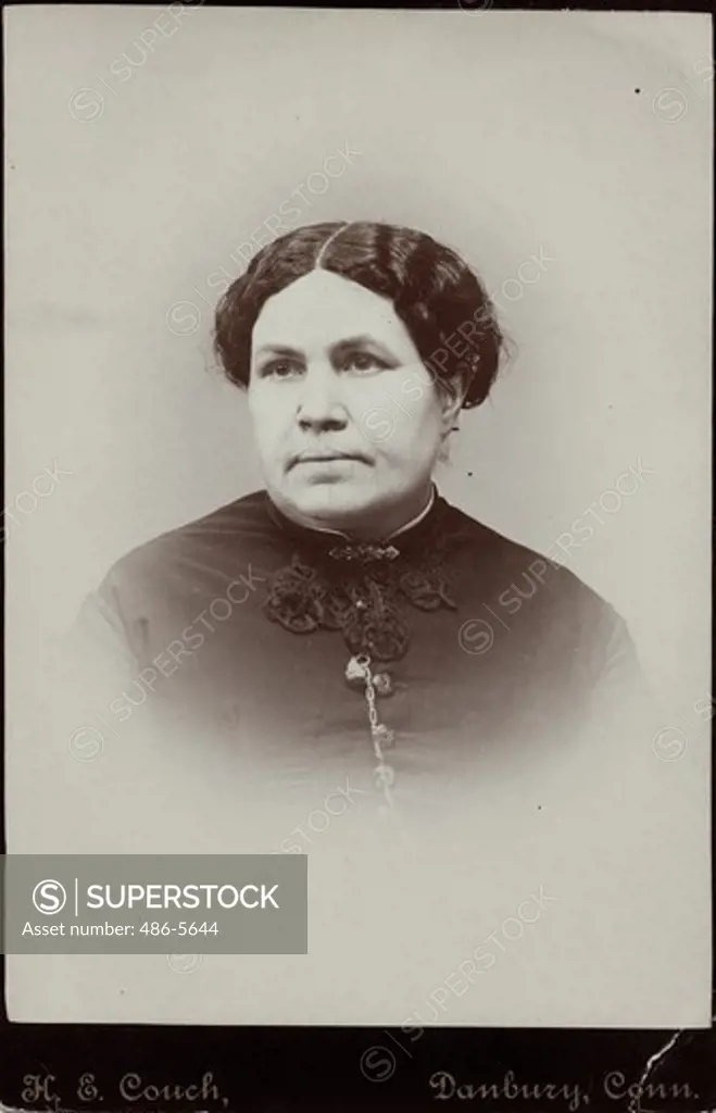 USA, Connecticut, Danbury, Portrait of older woman