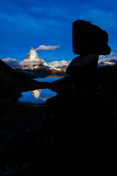 Lake Riffelsee, Mountain Matterhorn, Monte Cervino, Mont Cervin, 4.478 m, Rotenboden, Pennine Alps, Zermatt, Valais, Switzerland