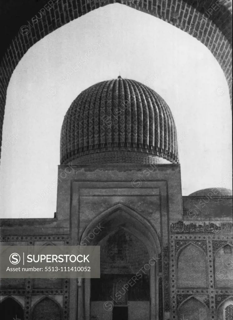 The Mausoleum of Timur *****. January 7, 1955. (Photo by AGSUP Picture).
