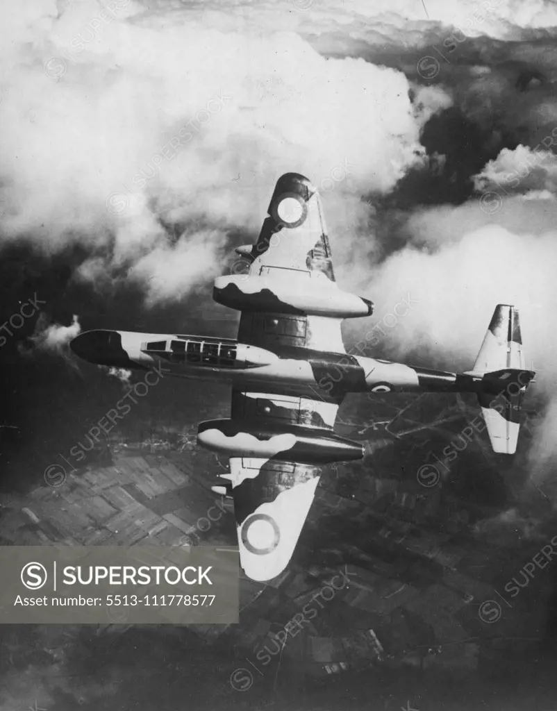Night ***** Hunter of the night ***** the Armstrong Whiteworth ***** NF11, development ***** Metoer jet ***** in the wings are ***** guns, while in the ***** elongated nose is ***** considerable amount ***** gear ventral and wing ***** be fitted. October 10, 1951. (Photo by Reuterphoto).