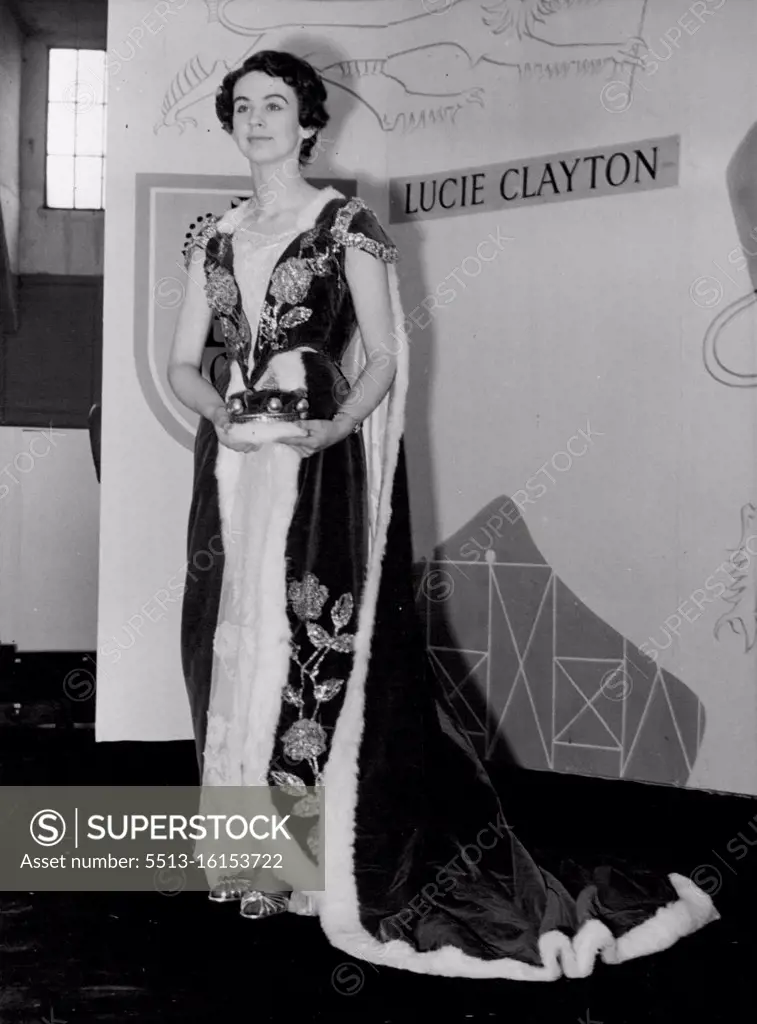 Coronation Robes In Belfast Fashion Parade A new and topical feature of the Lucie Clayton fashion parade at the Ulster Ideal Homes exhibition at the King's Hall, Belfast, was this ermine trimmed Coronation gown, valued at £1000, worn by mannequin Jean Begley. September 11, 1952. (Photo by Fox Photos).