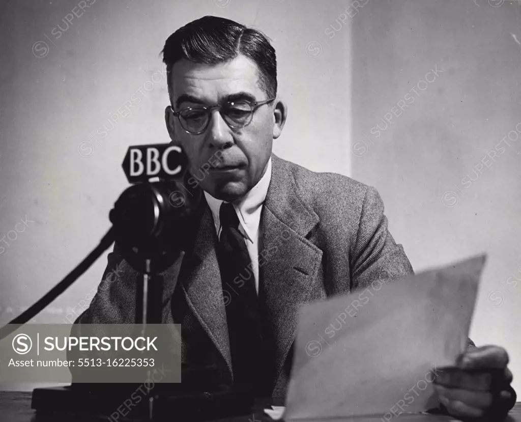 John Morris, B.B.C. Far Eastern Programme Organiser, who is in charge of the B.B.C. Service to Japan. He also gives a news commentary in English to Japan three times a week. October 06, 1943. (Photo by BBC) 