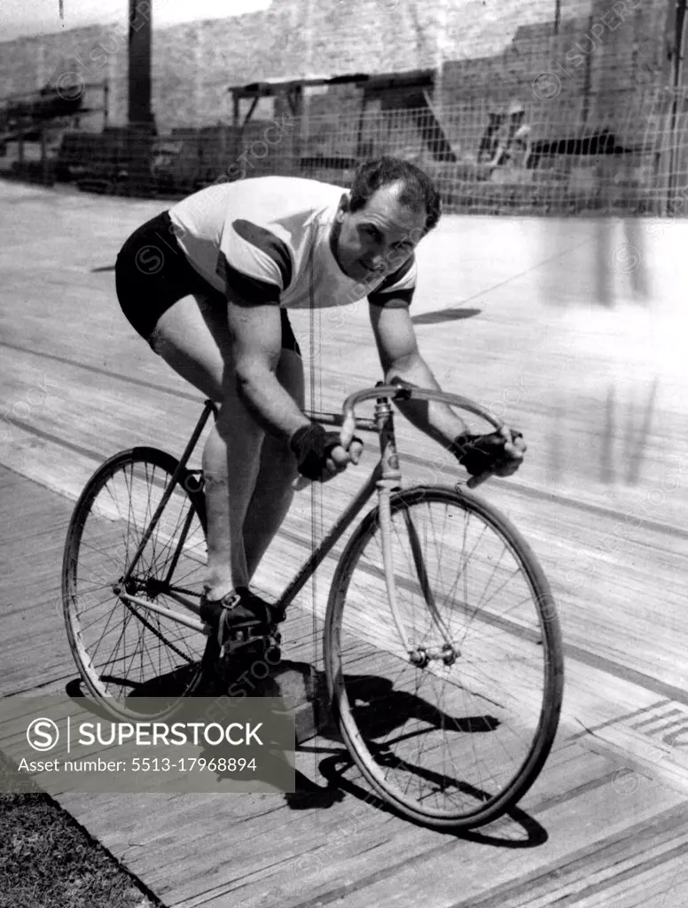 Grant Pye, one of the finest sprinters we have seen. He won a world series and has always been a hard man to beat. December 7, 1938. (Photo by S.J.Hood)