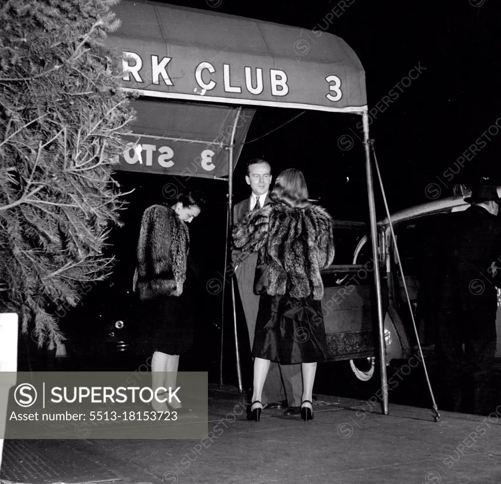 Stork Club - New York -- Stage & Screen Sheman Billingsley also Dorothy Lamour. June 04, 1946.