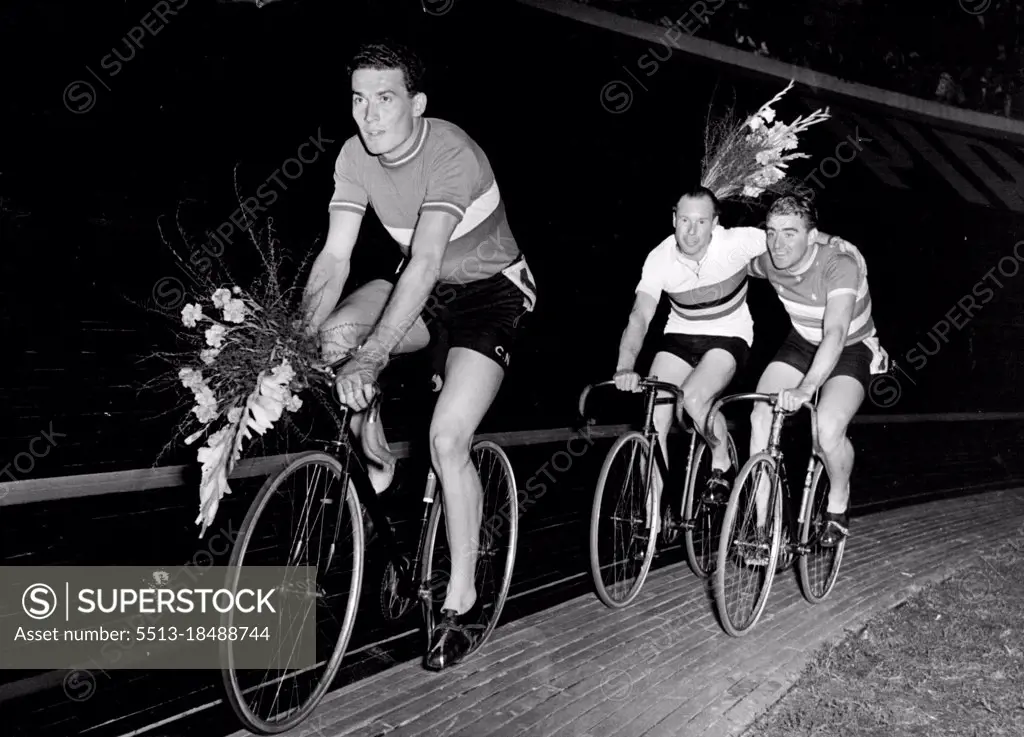 World Cycling Championships At Milan -- Bellanger (France), Reg Harris (G. B.) Patterson (Australia).On the Vigoerlli Cycle track at Milan the races were run on 26th August for the World Cycling Championships of 1951. August 30, 1951. (Photo by Paul Popper, Paul Popper Ltd.).