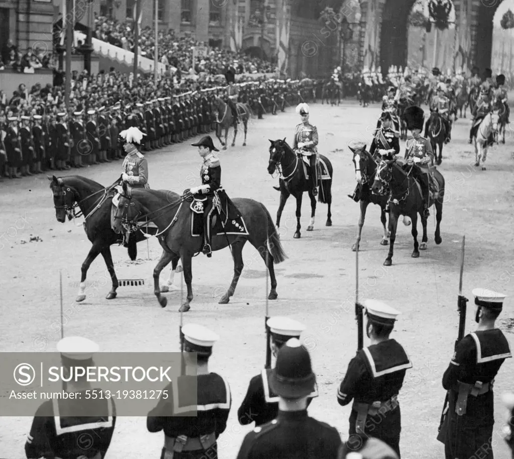 Royal Brothels In Conception To Cession -- The Duke of Gloucester, the Duke of Kent, followed by the Earl of Athlone, and the Earl of Harewood, riding through Trafalgar Square shout to the Abbey. May 12, 1937. (Photo by Keystone)