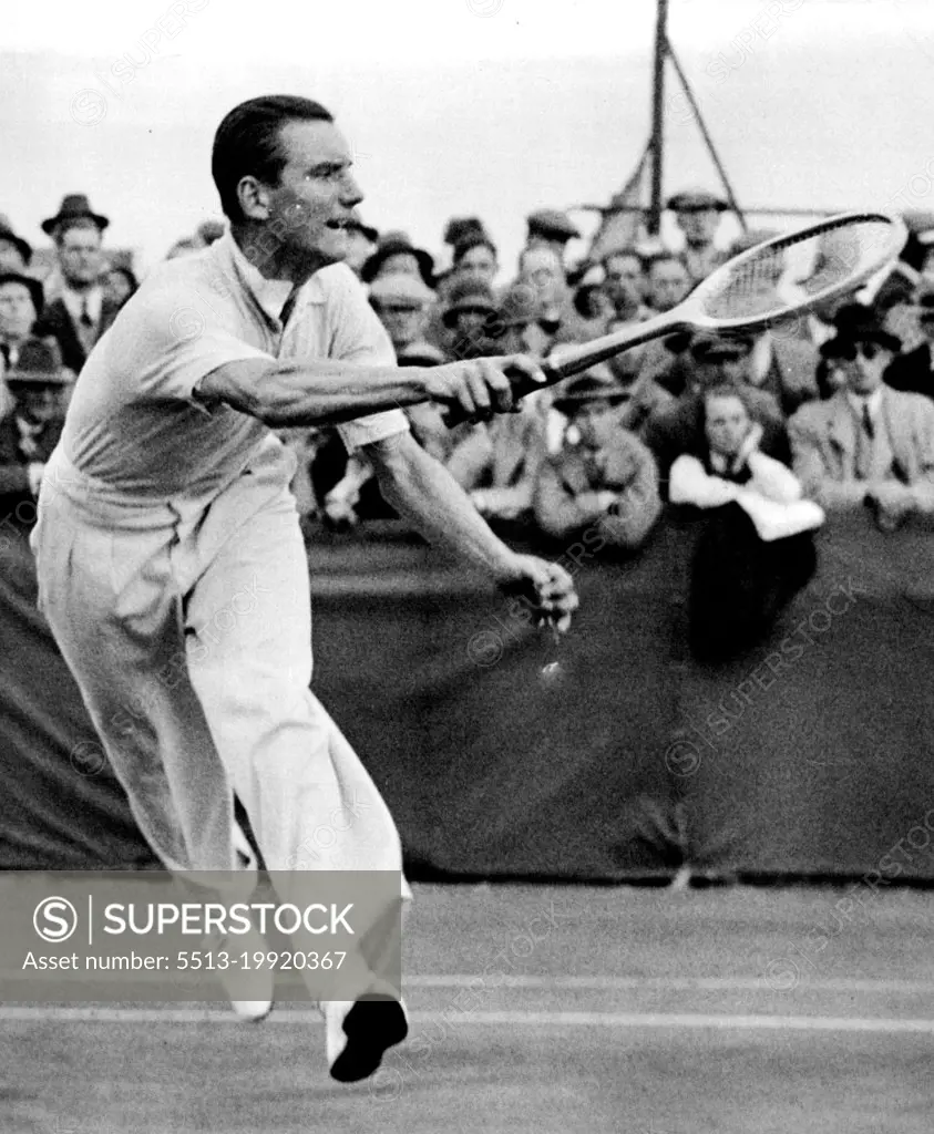 Perry's Smashing Play.F. Perry, the wholder, in fine form, while beating V.G. Kirby in the semi-final of the Bournemouth Hard Courts championship singles yesterday may 4. May 05, 1934. (Photo by London News Agency Photos Ltd.).