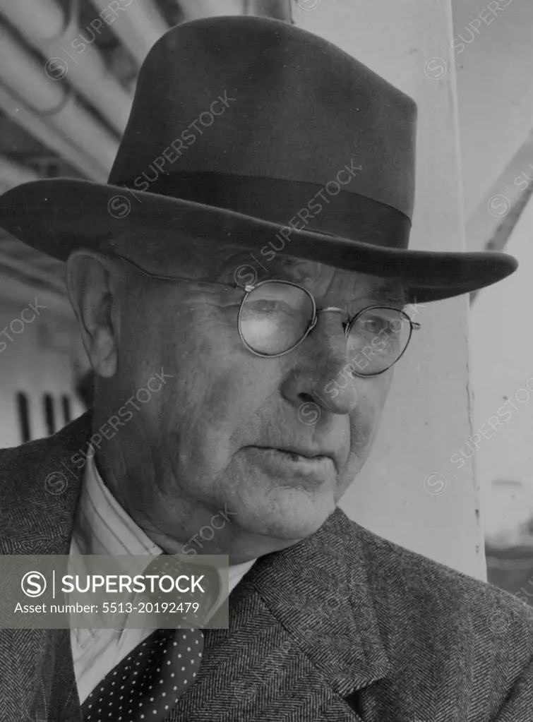 Mr. J. Tait, managing director of J. C. Williamson Theatres Ltd., who returned from a trip to London and New York in the Aorangi today. December 14, 1948.