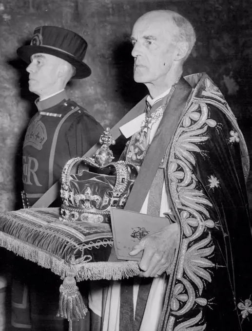 Queen Elizabeth II - Coronation Scenes - General Scenes - British Royalty. January 06, 1954. (Photo by The Associated Press Ltd.). 