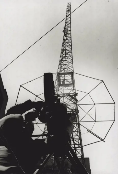 2.U.E. - Radio Station - Radio. October 2, 1944. 