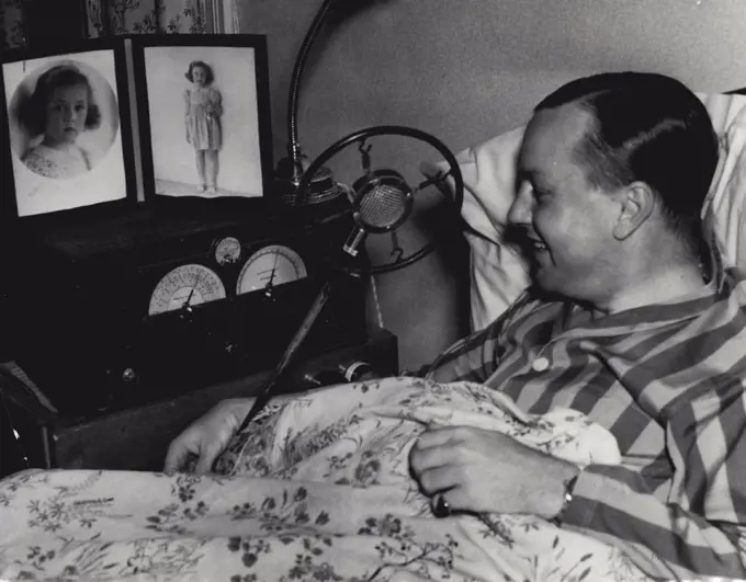 Dr.C.Galbraith (VK2 ABD) speak in the world from his bed. He has been seriously ill with heart-disease and with the help of two "Ham" friends VK2ES and VK2QI who fixed a remote control from his below to the transmitter. August 18, 1939.