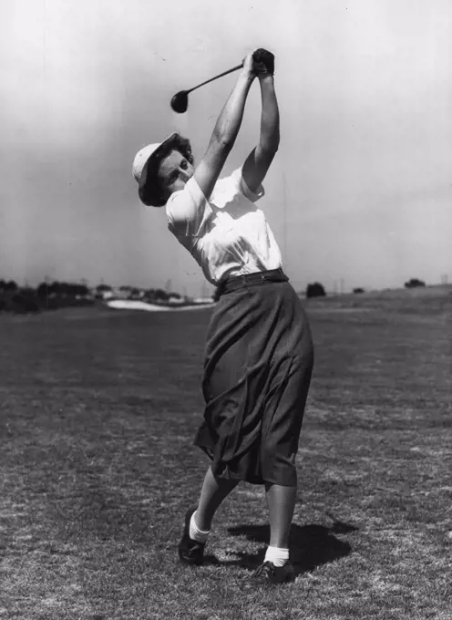 Women's Golf Championships. Miss N. Broadbent. September 22, 1955. (Photo by Stuart William Macgladrie/Fairfax Media).