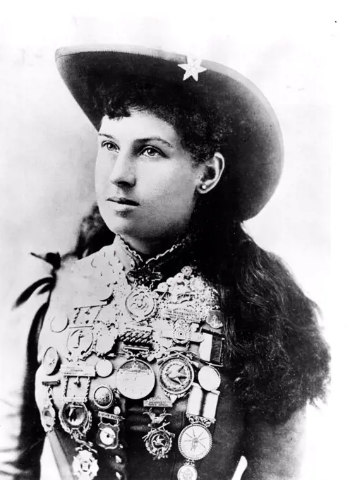 Annie Oakley toured Europe and the USA with Buffalo Bill's Congress of Rough Riders. January 12, 1955. (Photo by International News Photos).