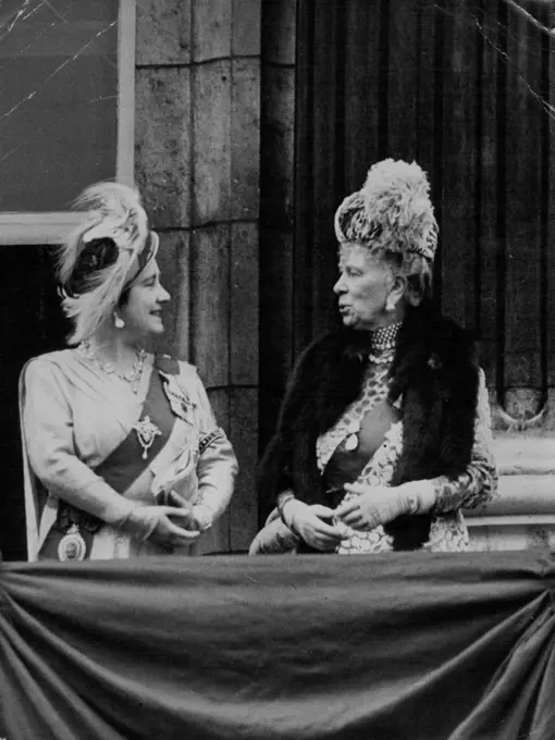 Royal Wedding -- A Delightful Picture of ***** Majesties the Queen and ***** on the balcony of Buckingham Palace. Summing it *****. November 20, 1947.