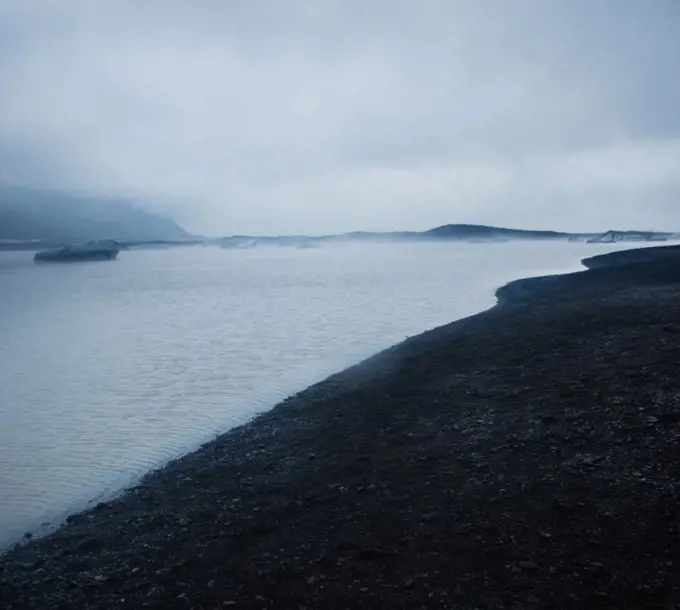 Foggy coastline of Skaftafell national park, Vatnajökull, Southeast Iceland, Scandinavia, Europe