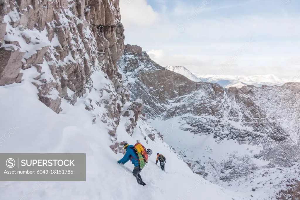 alpine mountaineering Longs Peak in Colorado