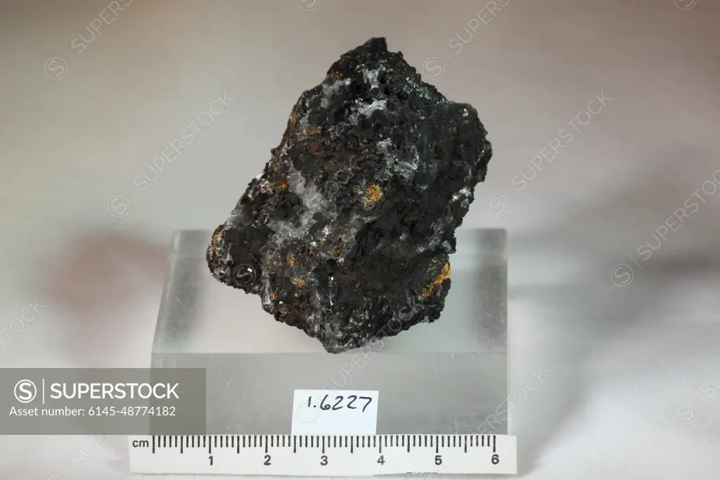 Cesarolite. minerals. Africa; Tunisia; Sidi Amor ben Salem mine