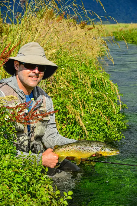 Fly Fishing the Spring Creeks on the South Island of N.Z. is heaven.