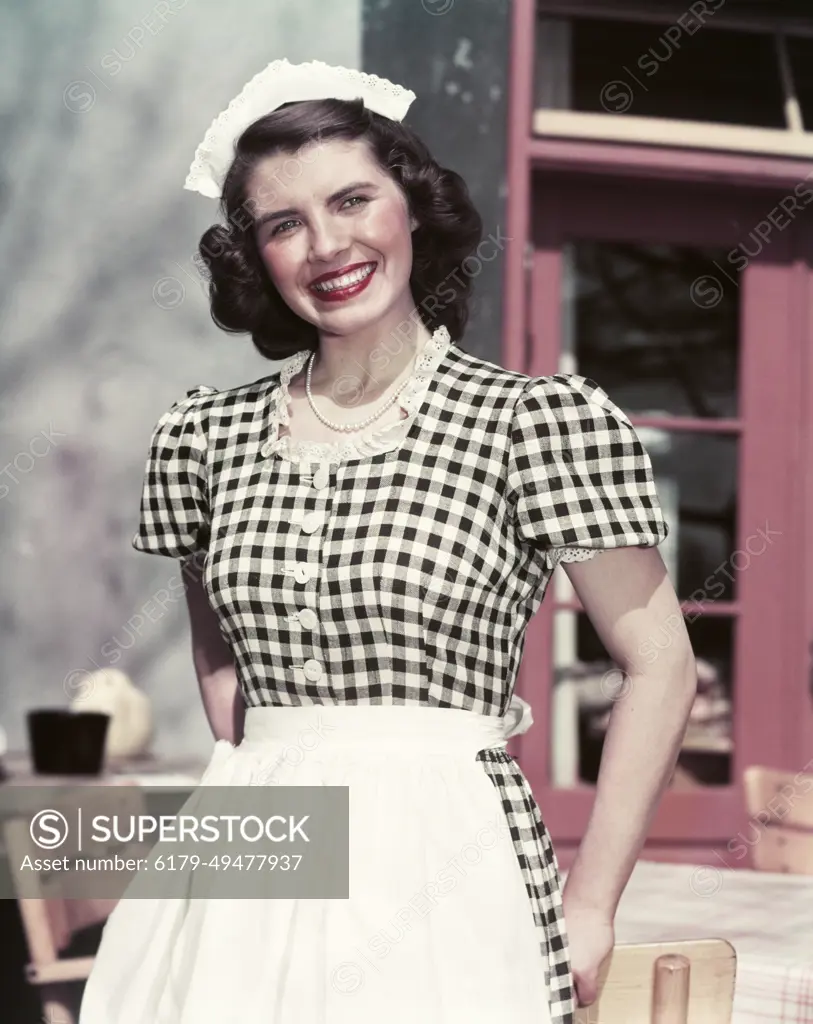 1940S 1950S Smiling Woman Wearing Black And White Checked Waitress