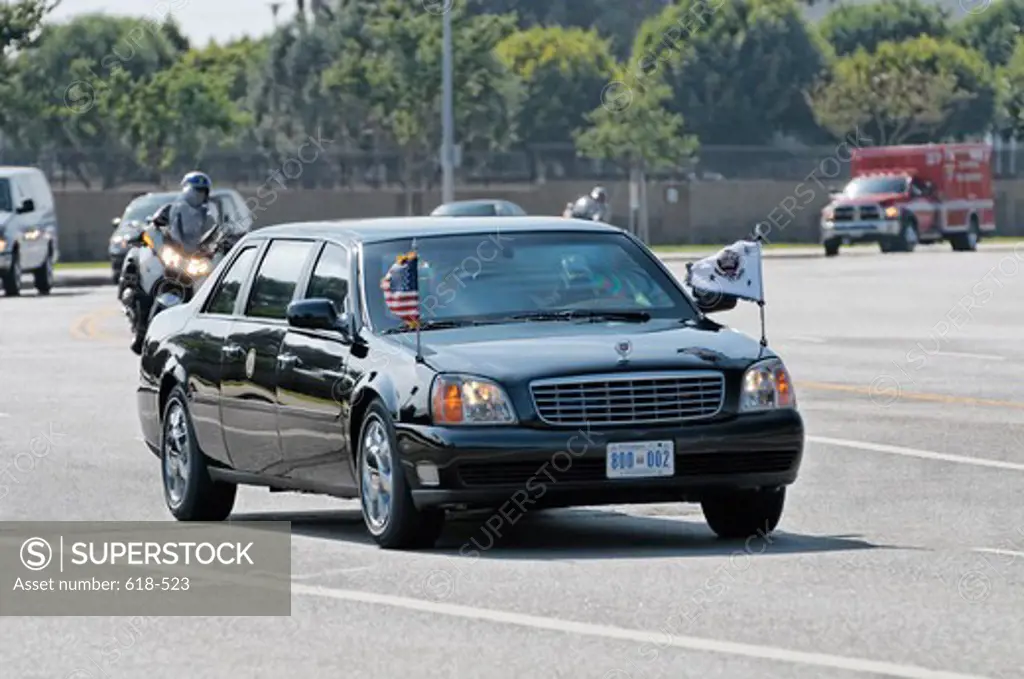USA, California, Los Angeles, Westchester, Westchester Parkway, Limousine transporting Vice President Biden to fundraising event