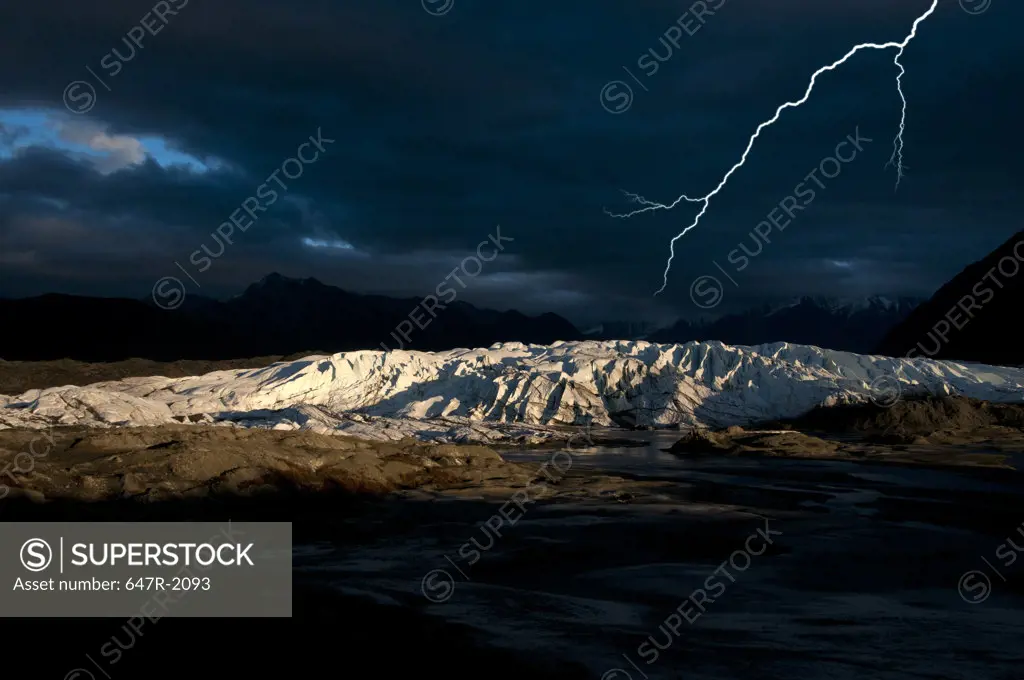 USA, Alaska, Thunderstorm over Matanuska Glacier