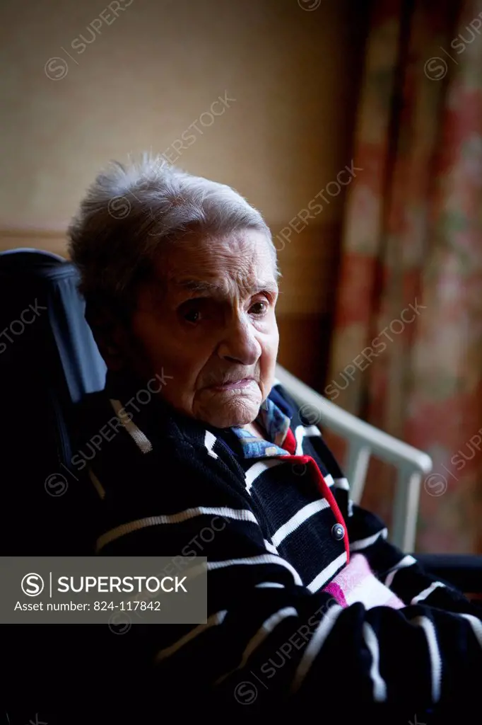 Marguerite is 110 years old, her family is made up of 5 generations and she knows her great, great grand children. She worked until she was 76 and it ...