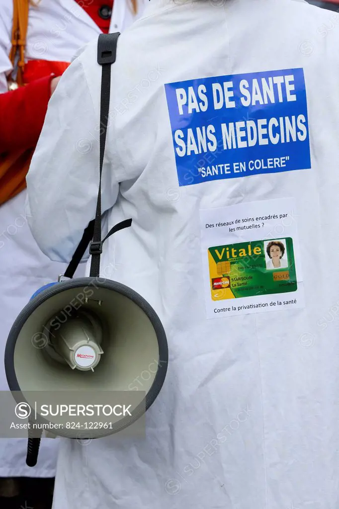 Medical interns demontrate against Marisol Touraine's health policies. Paris, France, 20th November 2012.