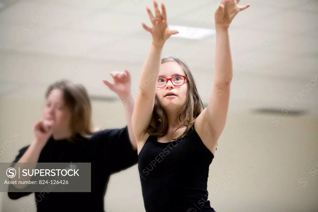 Mathilde is 15 and suffers from Down's Syndrome. She takes bodily expression classes (dance and relaxation) designed for people with Down's Syndrome. ...