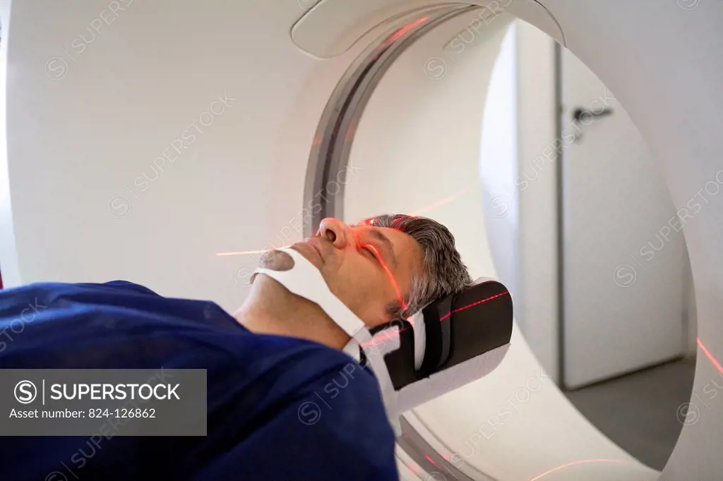 Digital medical imaging centre in Paris, France. Cranial CT scan