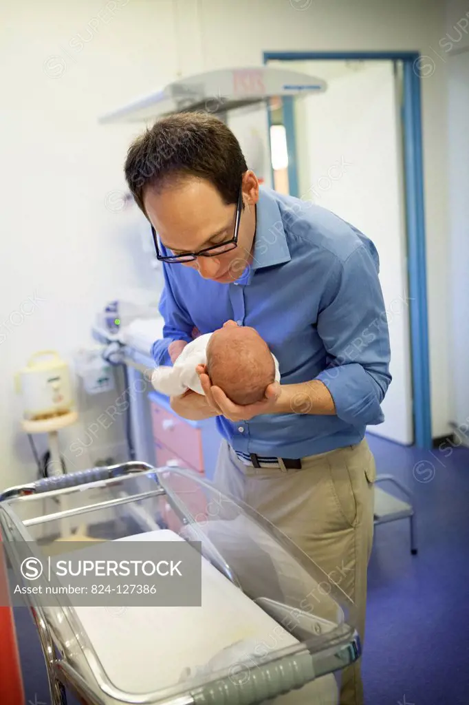 Reportage at the maternity clinic. Lwan is two days old.