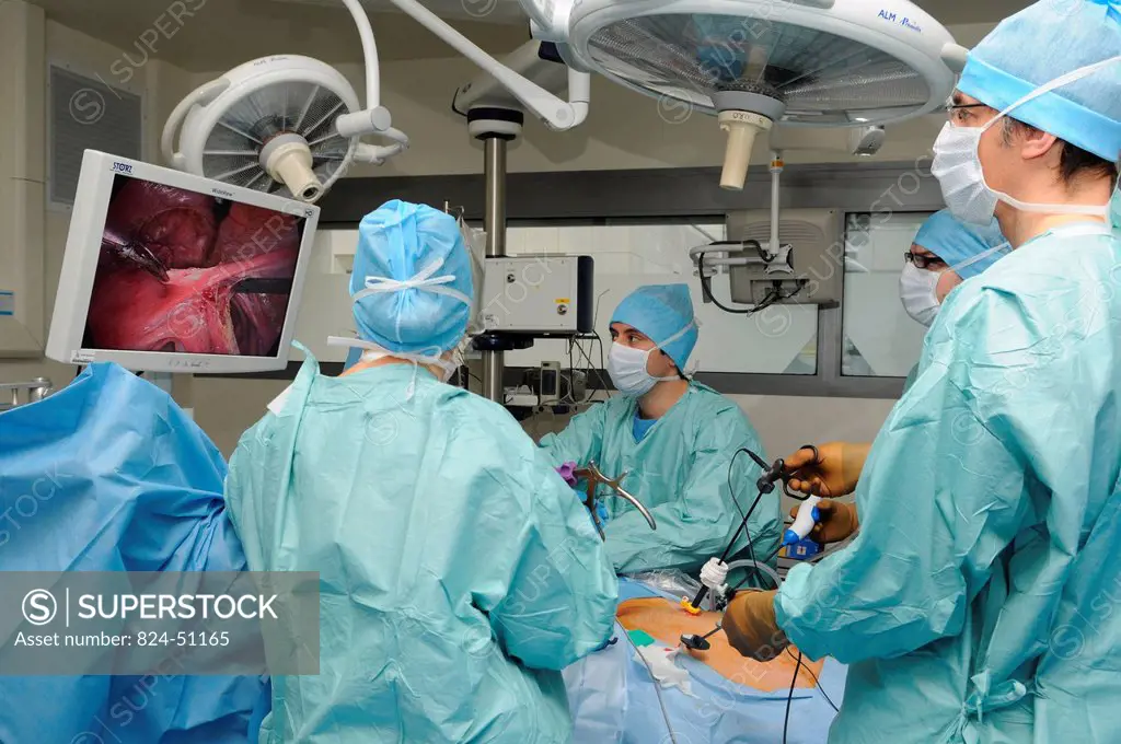 Photo essay at Lyon hospital, France. Department of urology. Sex reassignment sugery transgender FtM. Here hystero_ovariectomy under laparoscopy. Oper...