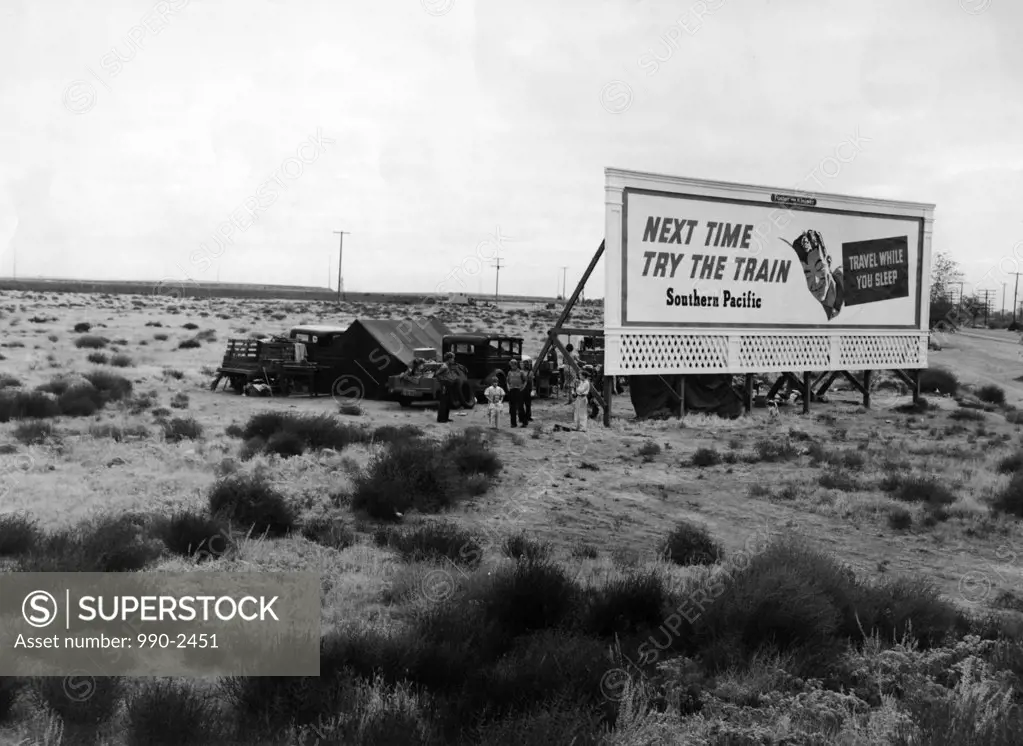 Near US Highway  99 Kern County California USA November 1938 Photographed by Dorothea Lange for the Farm Security Administration